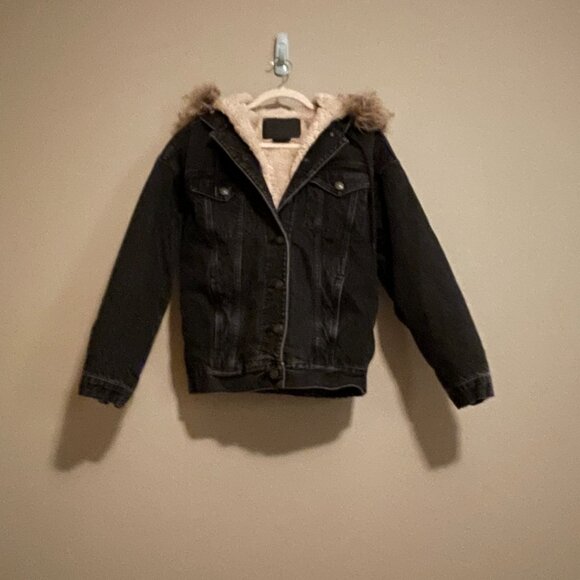 American Eagle XS, Black, Faux Fur lined Jacket with Faux Fur Hoodie - Picture 12 of 12